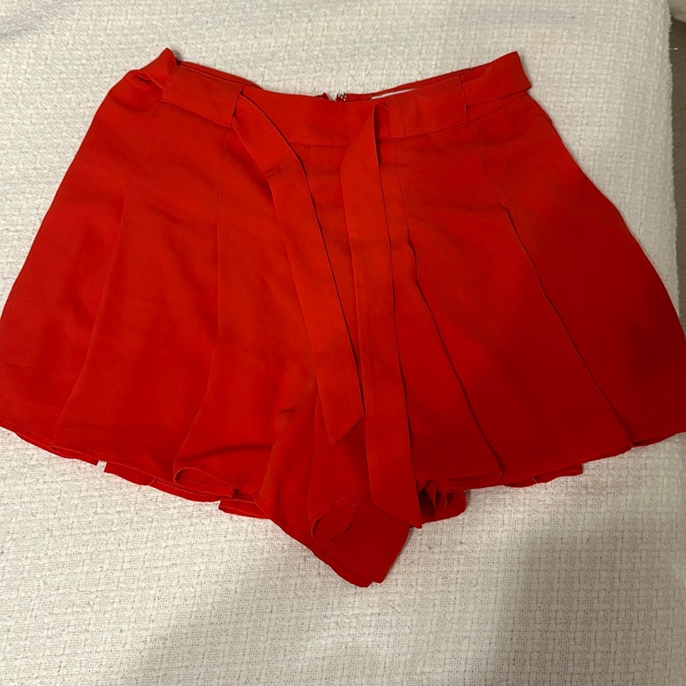 Aritzia Sunday best orange/red shorts